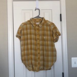 yellow plaid tee